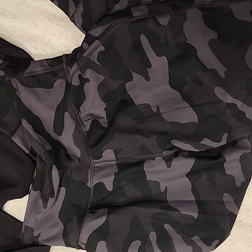 Black and Camouflage Joggers - Picture 2 of 5
